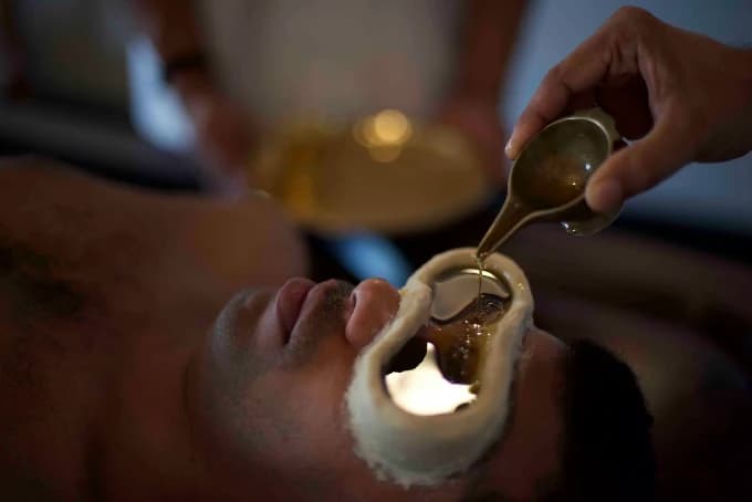 Kerala vs Rishikesh Ayurveda comparison